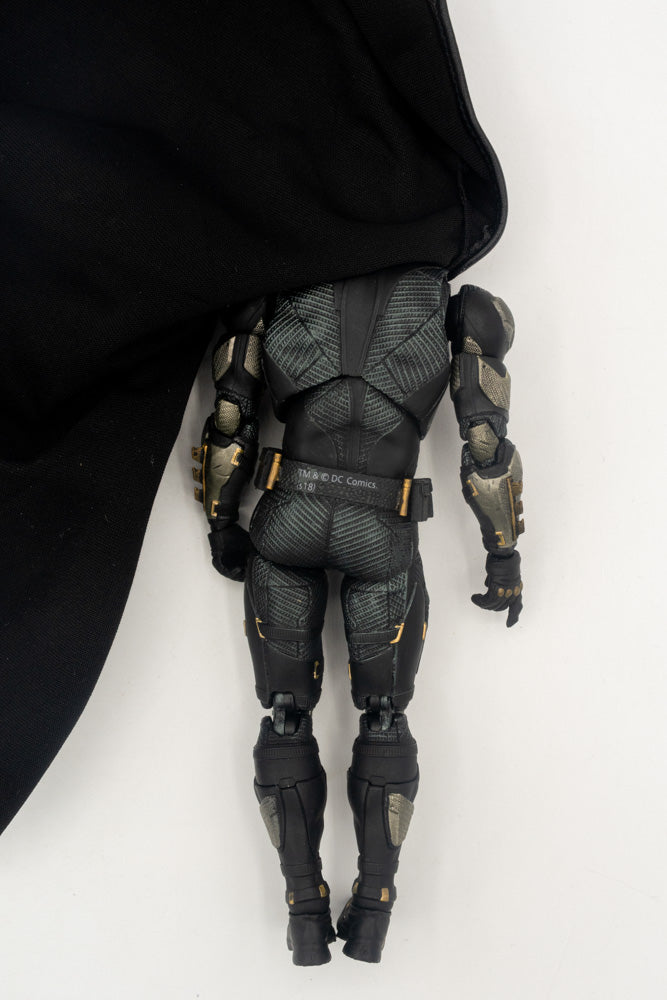 Mafex Justice League Batman Tactical Suit Actionfigur 16 cm