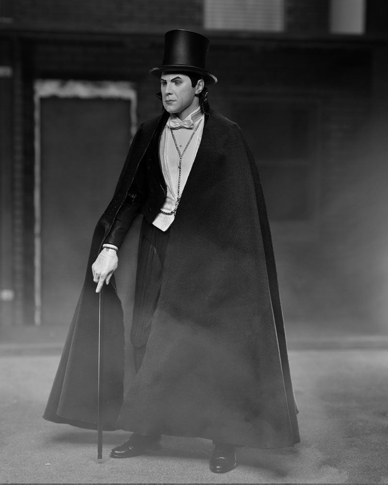 Universal Monsters Actionfigur Ultimate Dracula (Carfax Abbey) 18 cm Verpackung beschädigt